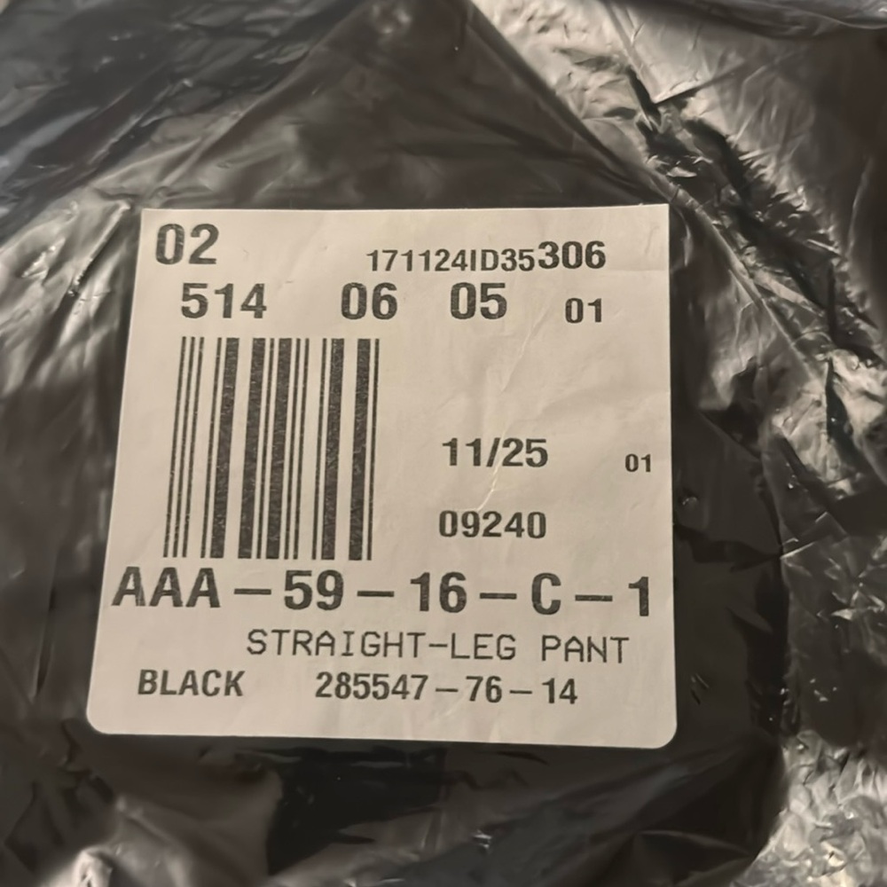 Black straight let pant